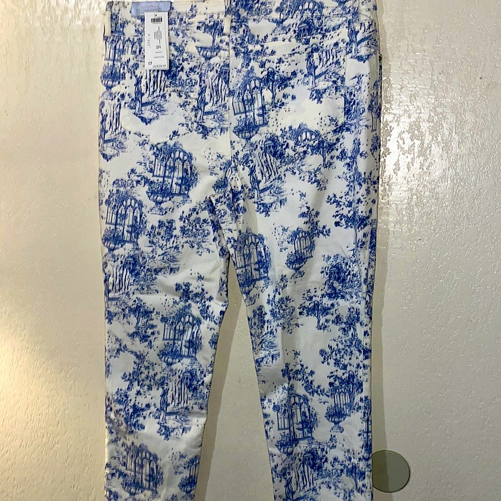 I am selling some soul slimming, botanical, Jean fashion, blue and white size 16